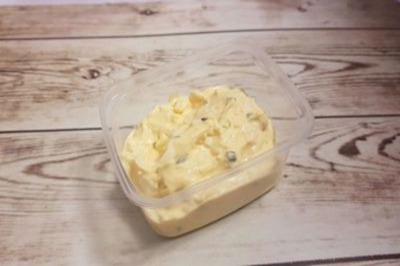 WEEK AANBIEDING: Ei-bieslook Salade € 1,45 per 100 gram