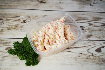 WEEK AANBIEDING:  Krabsalade € 2,95 per 100 gram