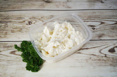 WEEK AANBIEDING:  Selderij peppadew salade € 1,35 per 100 gram