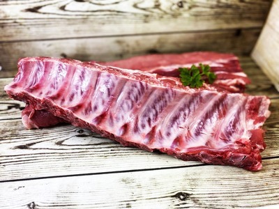 WEEKEND AANBIEDING: Spare-ribs naturel € 4,75 per 500 gram